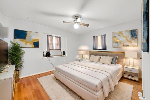 5611 W Airport Boulevard, Houston, TX 77035