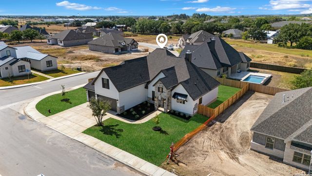 278 Allen Ave, Castroville, TX 78009