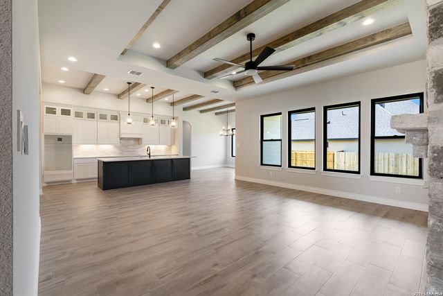 278 Allen Ave, Castroville, TX 78009