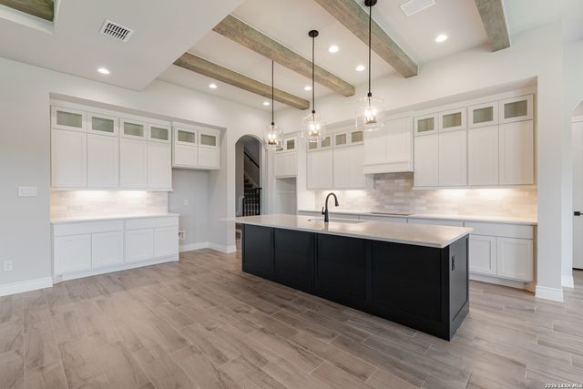 278 Allen Ave, Castroville, TX 78009