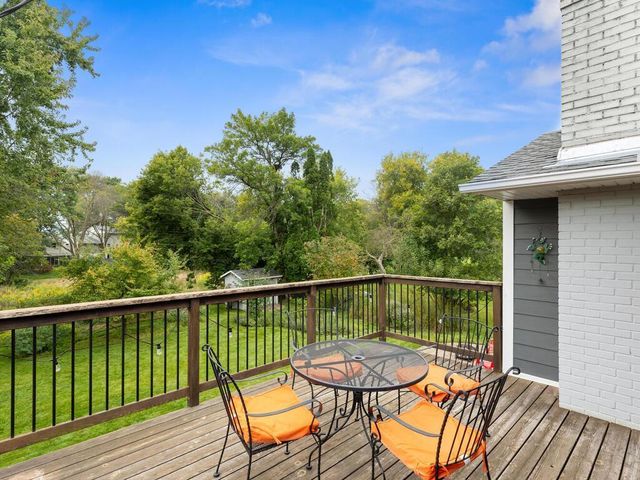 5169 Abercrombie Drive, Edina, MN 55439