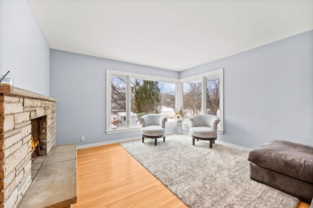 5169 Abercrombie Drive, Edina, MN 55439