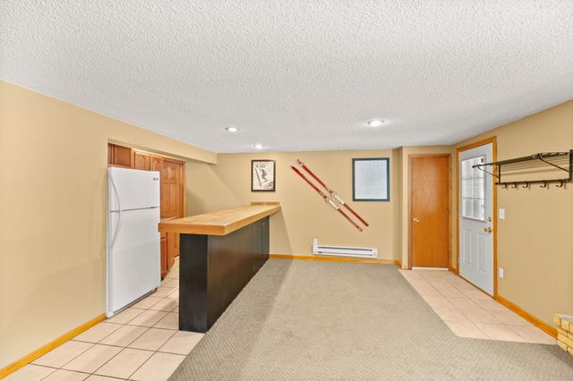 5169 Abercrombie Drive, Edina, MN 55439