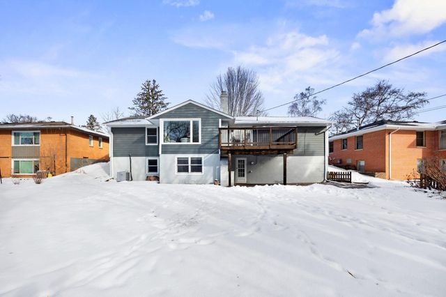 5169 Abercrombie Drive, Edina, MN 55439