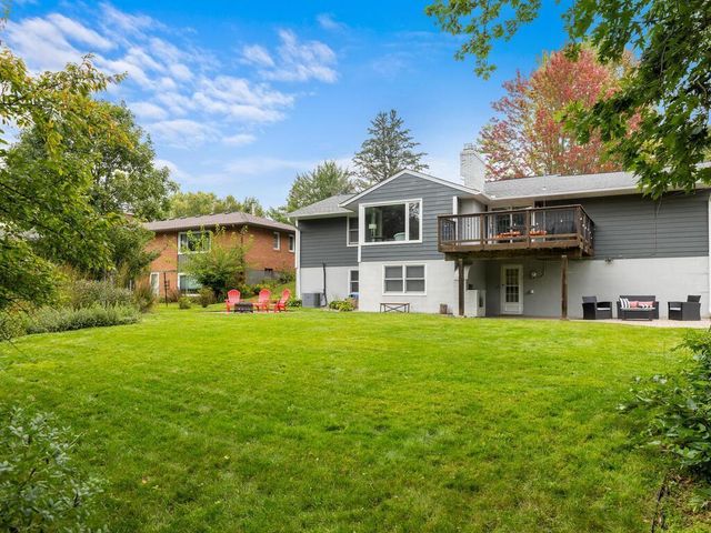 5169 Abercrombie Drive, Edina, MN 55439