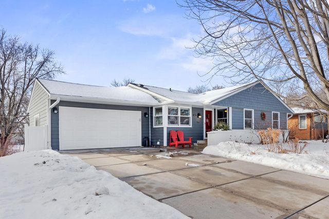 5169 Abercrombie Drive, Edina, MN 55439
