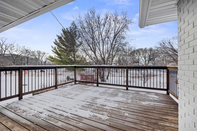 5169 Abercrombie Drive, Edina, MN 55439