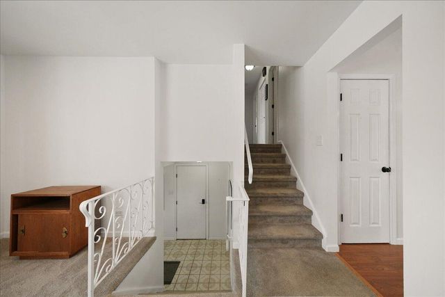 13440 W 93rd Avenue, St. John, IN 46373