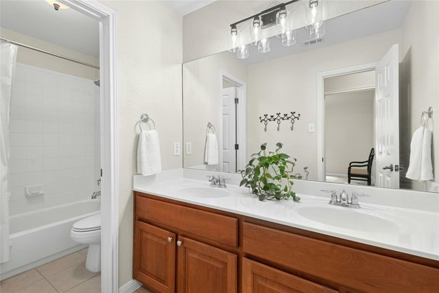 11104 Claro Vista CV, Austin, TX 78739