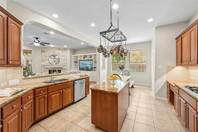 11104 Claro Vista CV, Austin, TX 78739