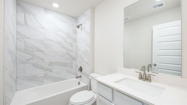 1124 Burlywood Lane, Piedmont, OK 73078