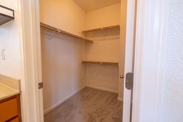 3122 Lea Sterling Way, Rancho Cordova, CA 95670