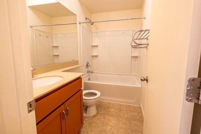 3122 Lea Sterling Way, Rancho Cordova, CA 95670