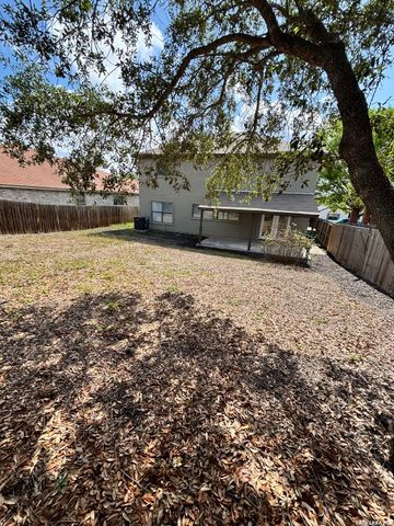 8151 Cantura Mills, Converse, TX 78109