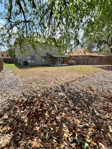 8151 Cantura Mills, Converse, TX 78109