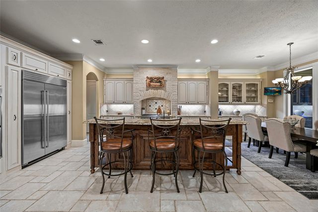 7806 Bent Green Lane, Spring, TX 77389