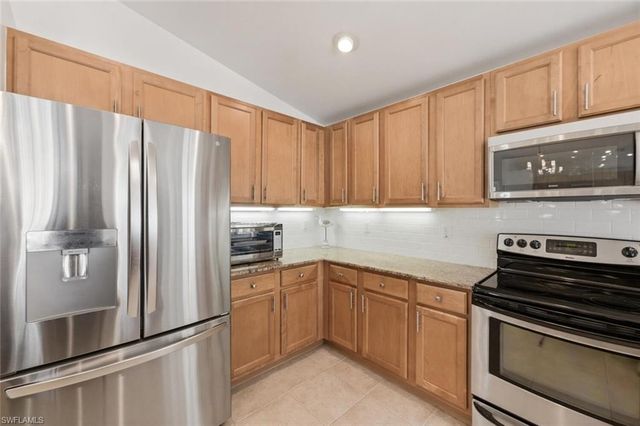 2135 Khasia PT, Naples, FL 34119