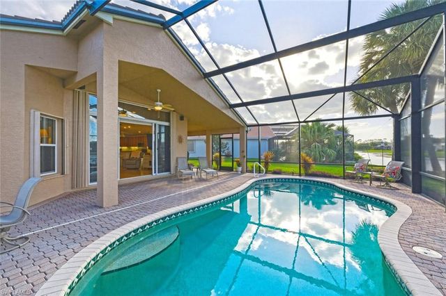 2135 Khasia PT, Naples, FL 34119