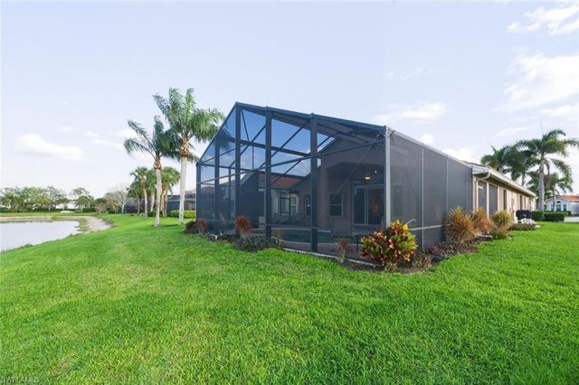 2135 Khasia PT, Naples, FL 34119