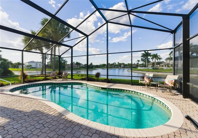 2135 Khasia PT, Naples, FL 34119