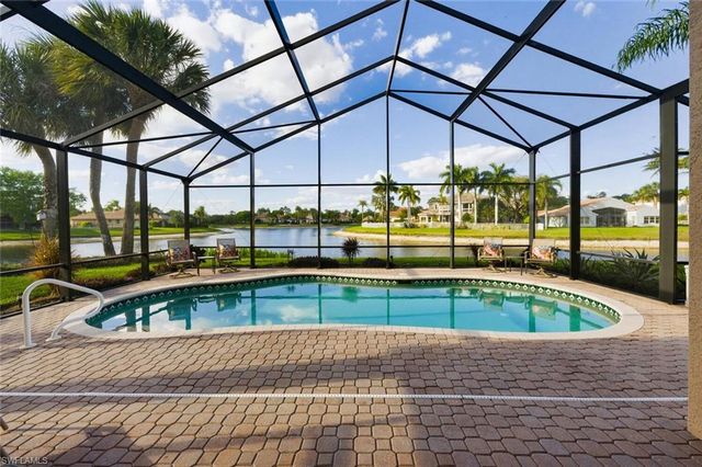 2135 Khasia PT, Naples, FL 34119