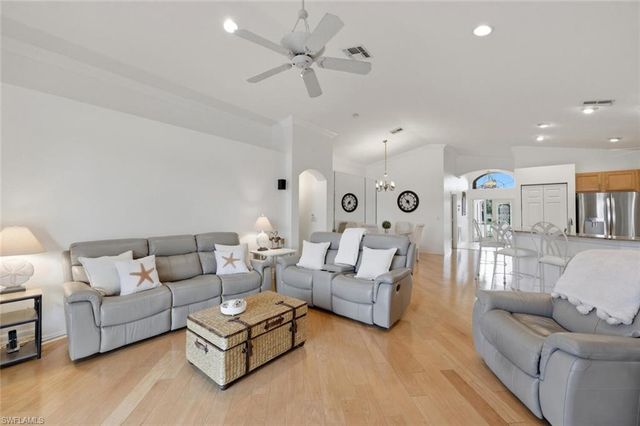 2135 Khasia PT, Naples, FL 34119