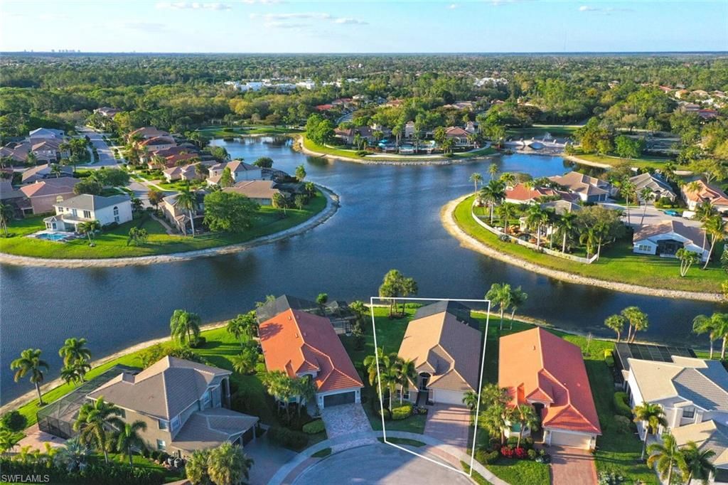 2135 Khasia PT, Naples, FL 34119