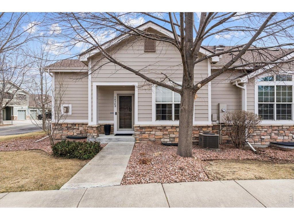 1434 Whitehall Dr 8-D, Longmont, CO 80504