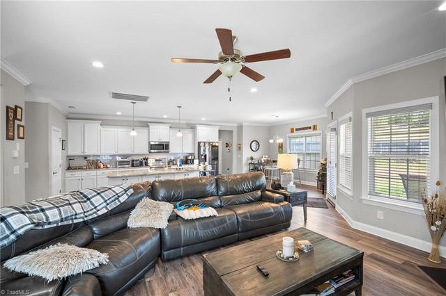 204 Montreat Drive, Lexington, NC 27295