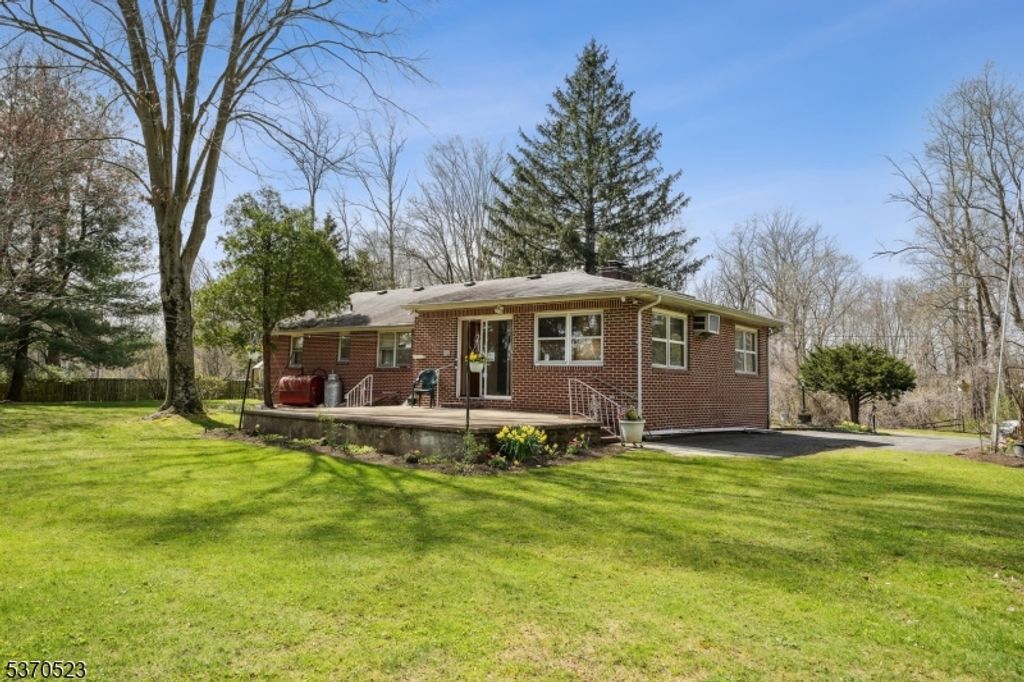 685 Shunpike Rd, Chatham Twp., NJ 07935 — photo 2