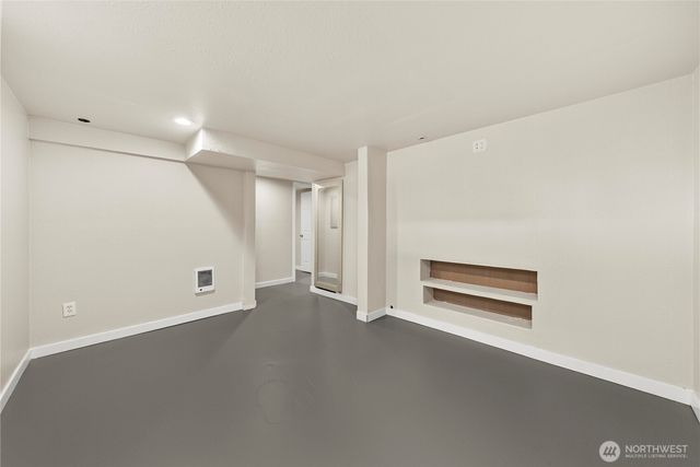 1425 S 52nd Street, Tacoma, WA 98408