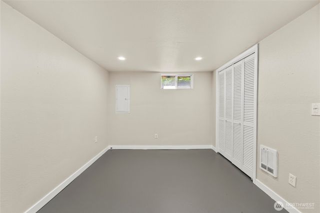 1425 S 52nd Street, Tacoma, WA 98408