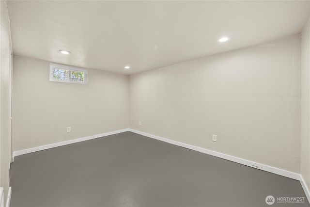 1425 S 52nd Street, Tacoma, WA 98408