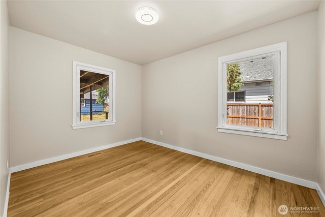 1425 S 52nd Street, Tacoma, WA 98408