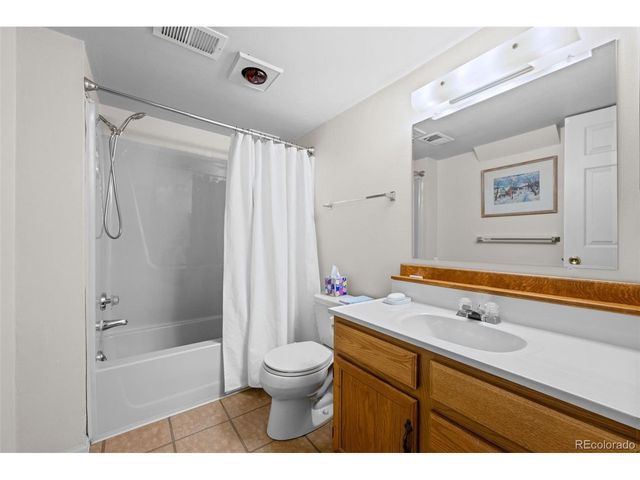 24 Abernathy Ct, Highlands Ranch, CO 80130