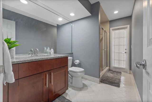 10082 Harbourtown Ct, Boca Raton, FL 33498