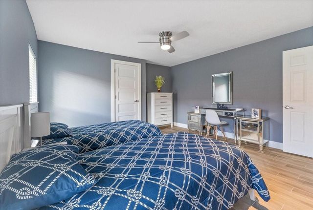 10082 Harbourtown Ct, Boca Raton, FL 33498