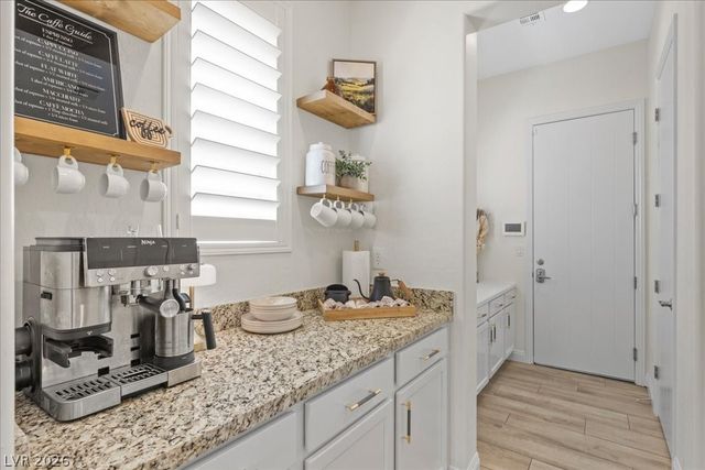 12122 Rojo Roma Avenue, Las Vegas, NV 89138