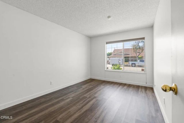8582 Hollister Street, Ventura, CA 93004