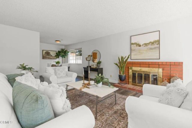 8582 Hollister Street, Ventura, CA 93004