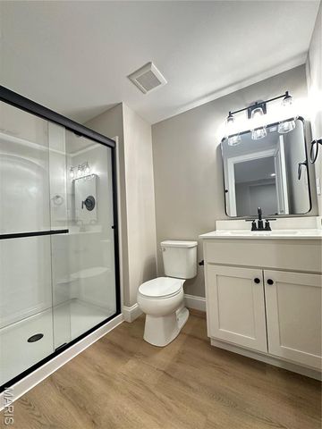 8737 Magdalen Avenue, St Louis, MO 63144