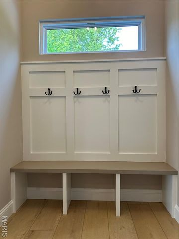 8737 Magdalen Avenue, St Louis, MO 63144