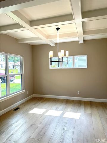 8737 Magdalen Avenue, St Louis, MO 63144