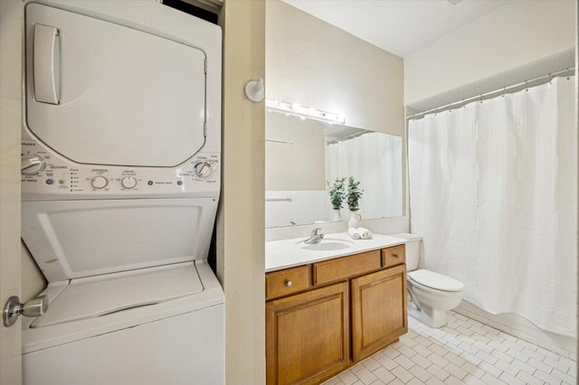 2400 N Braeswood Boulevard 301, Houston, TX 77030