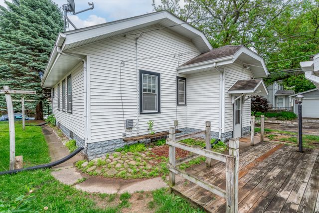 2012 Lorton Avenue, Davenport, IA 52803