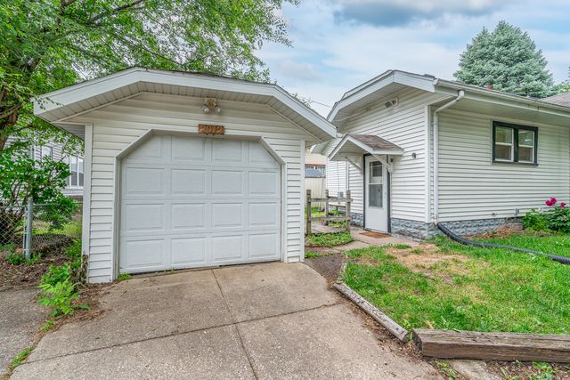 2012 Lorton Avenue, Davenport, IA 52803