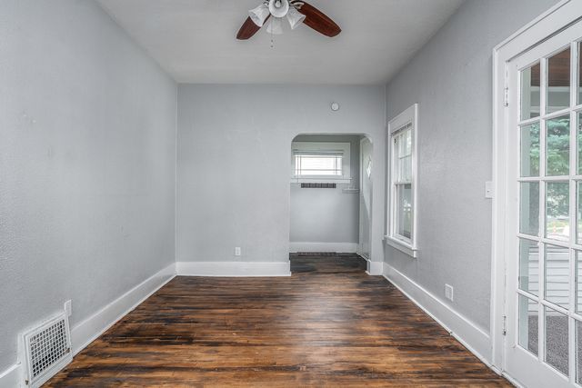 2012 Lorton Avenue, Davenport, IA 52803