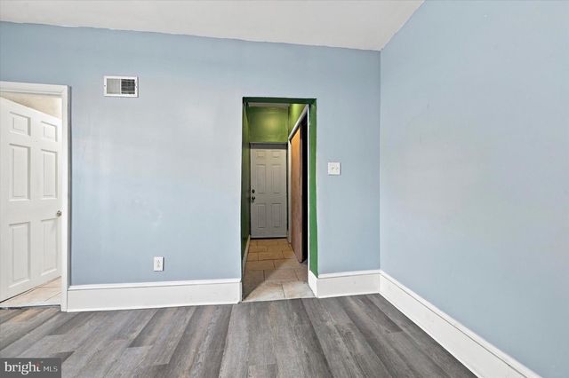 5500 ANGORA TER, Philadelphia, PA 19143