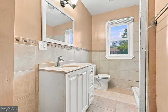 5500 ANGORA TER, Philadelphia, PA 19143