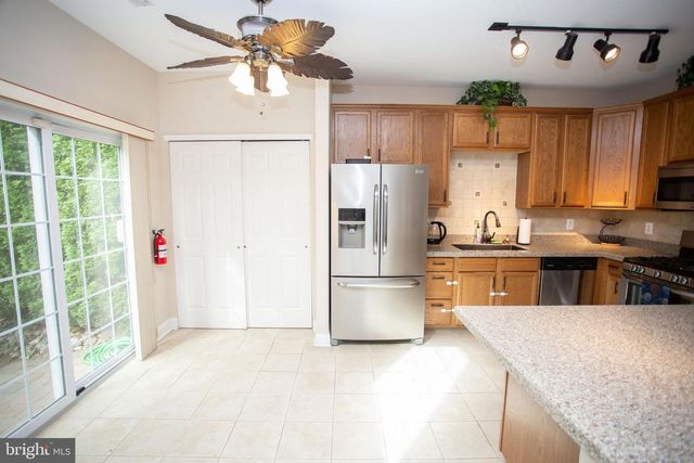 55 WEAVER DR, Marlton, NJ 08053
